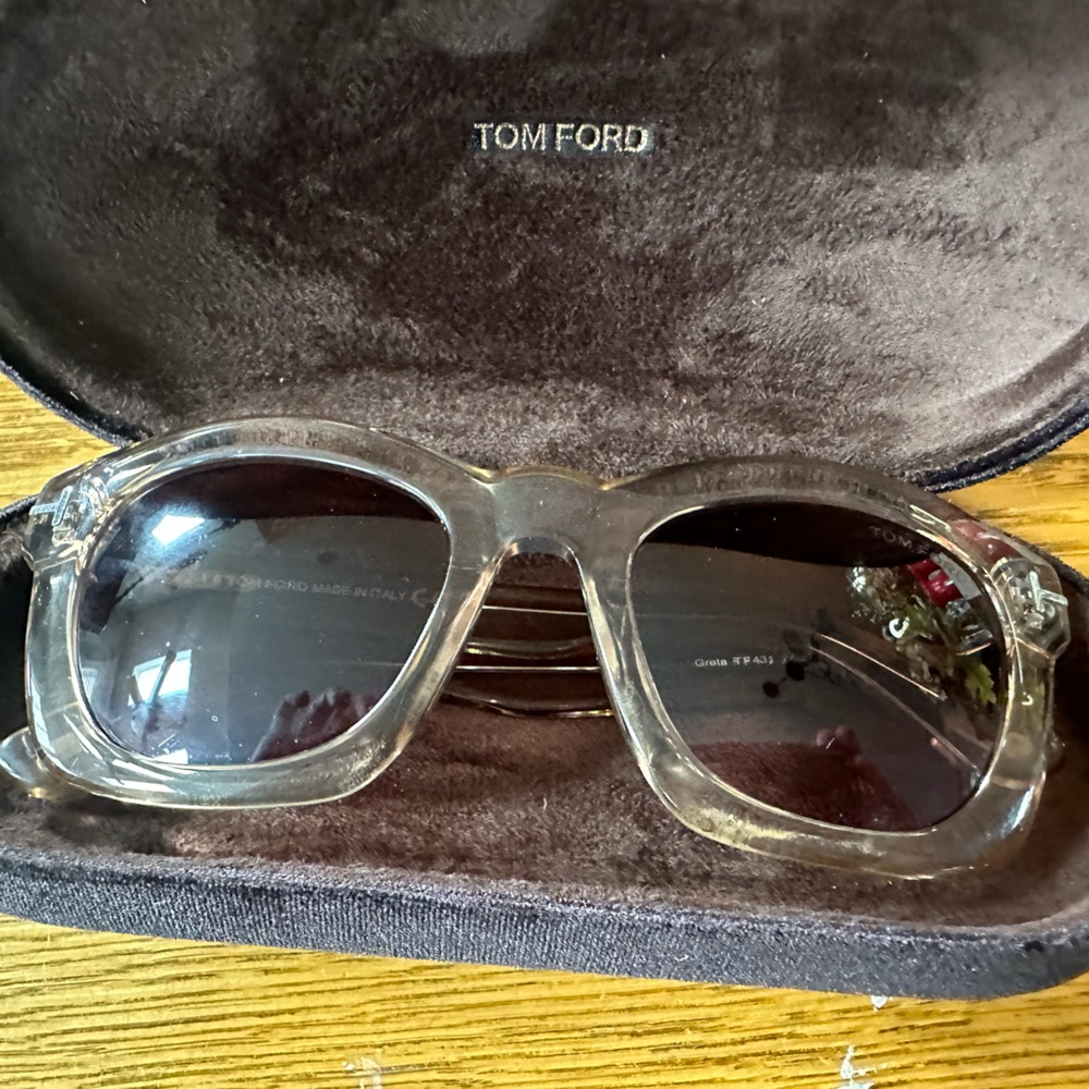 Like New -Tom Ford Greta beige clear TF 431 Sunglasses
